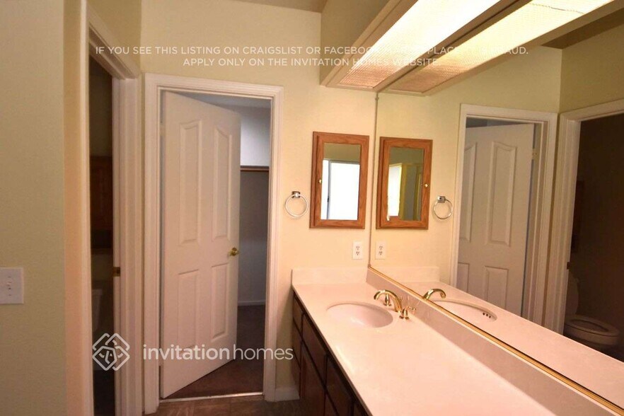 Building Photo - 4836 Georgia St