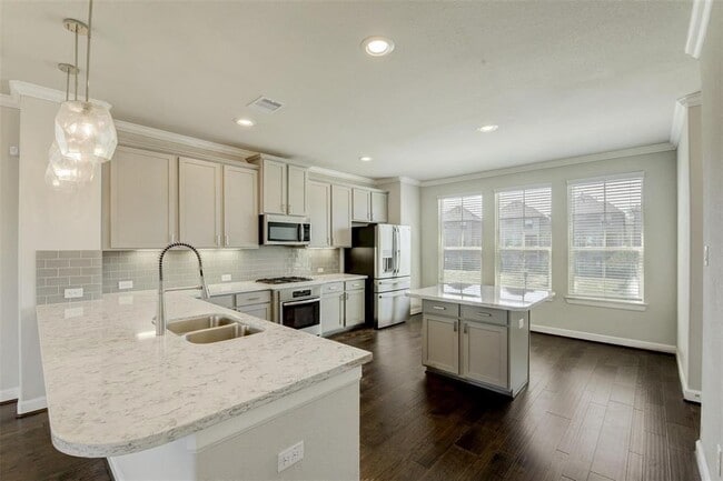 Building Photo - 10824 Brittmoore Oaks Pl