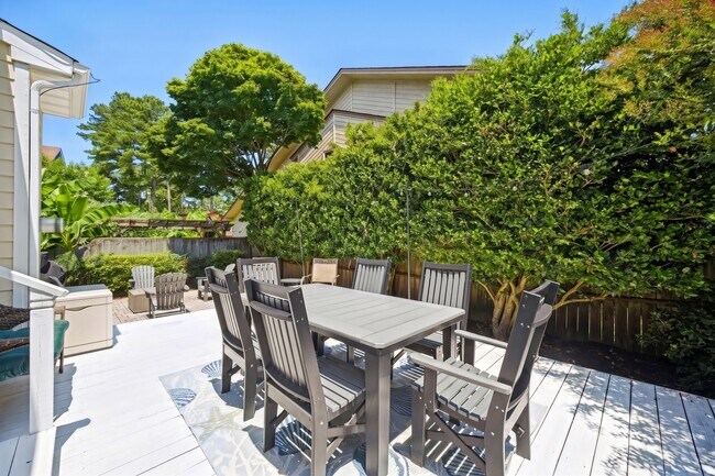 Building Photo - 1177 Treefern Dr