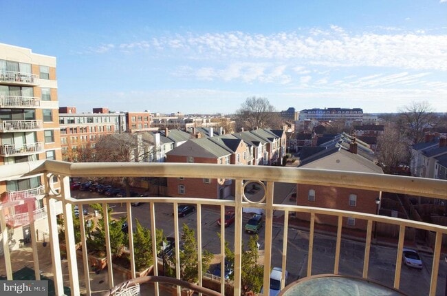 Building Photo - 1200 Braddock Pl