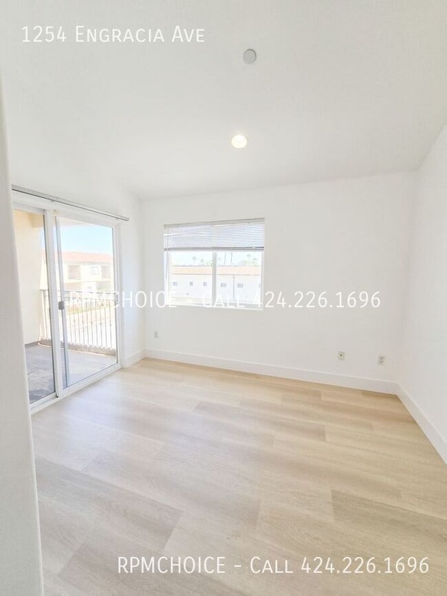 Building Photo - 1254 Engracia Ave