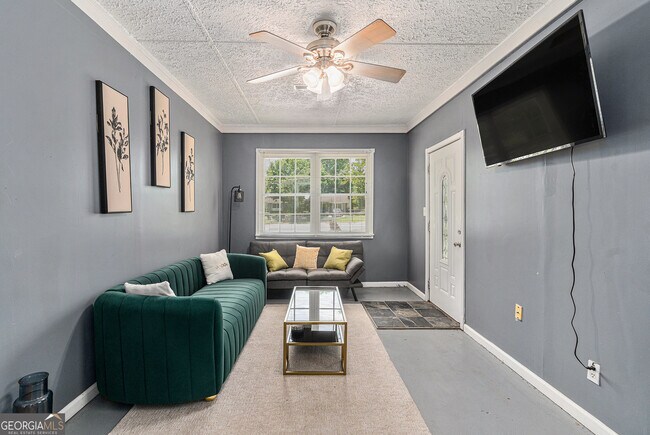 Building Photo - 2958 Holcomb Ct