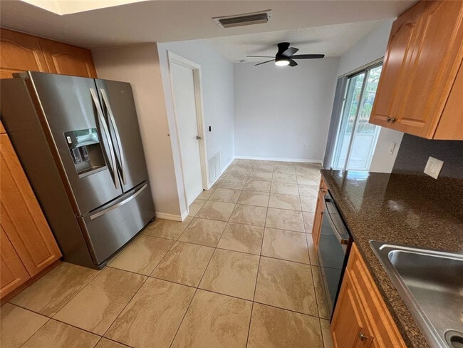 Building Photo - 2650 NW 94th Way