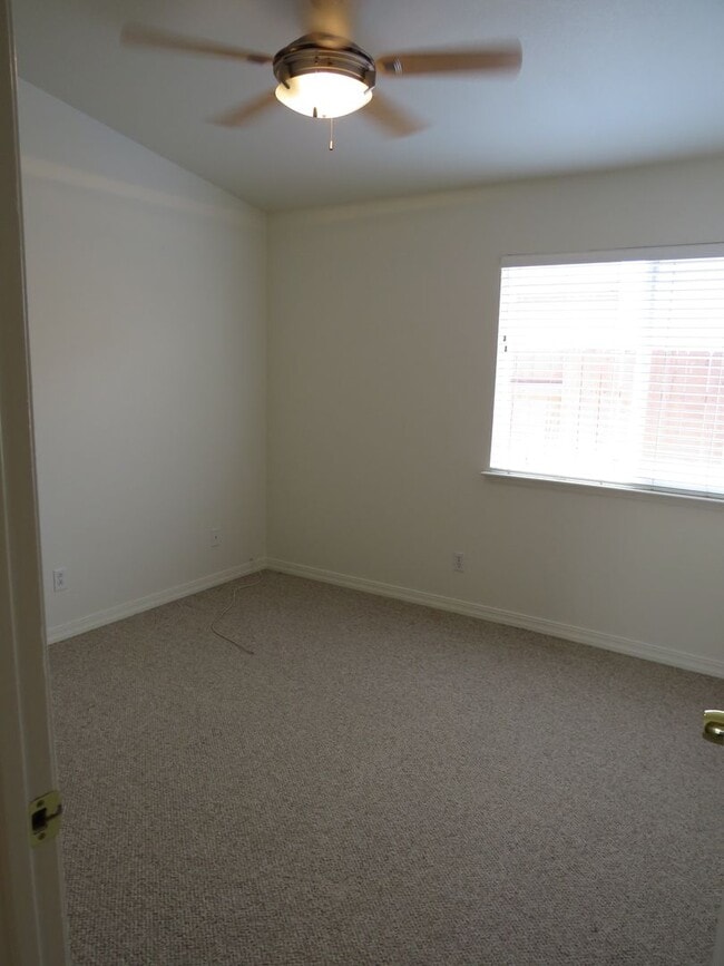 Building Photo - Beautiful River Oaks Single Story Corner Home Near Taylor Elementary School