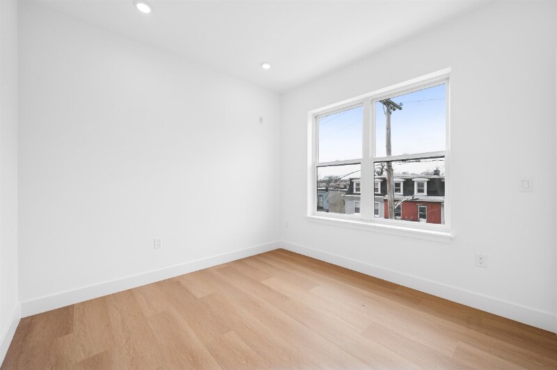 Building Photo - 3637 N 16th St