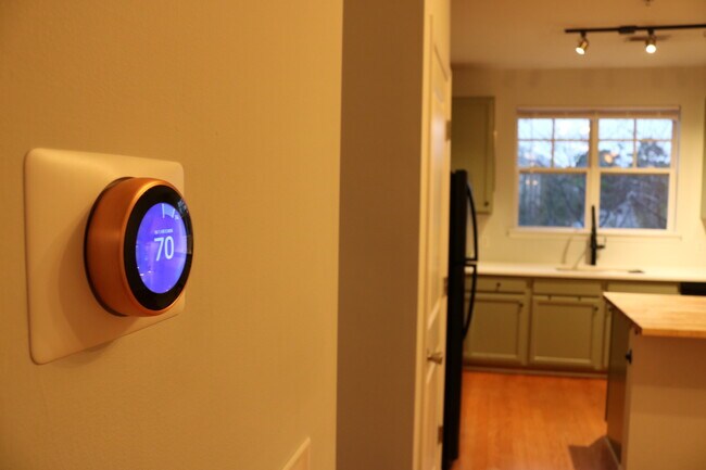 Building Photo - 1564 Walnut View Dr