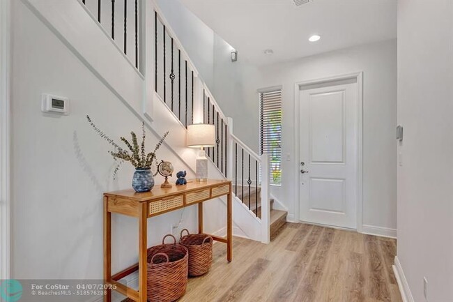 Building Photo - 16216 Sea Turtle Pl