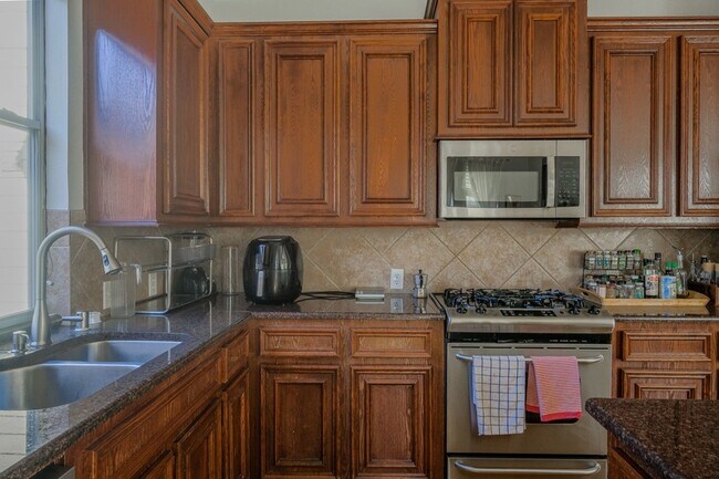 Building Photo - 2609 Link Rd