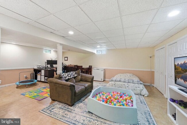 Building Photo - 4020 Blue Slate Dr