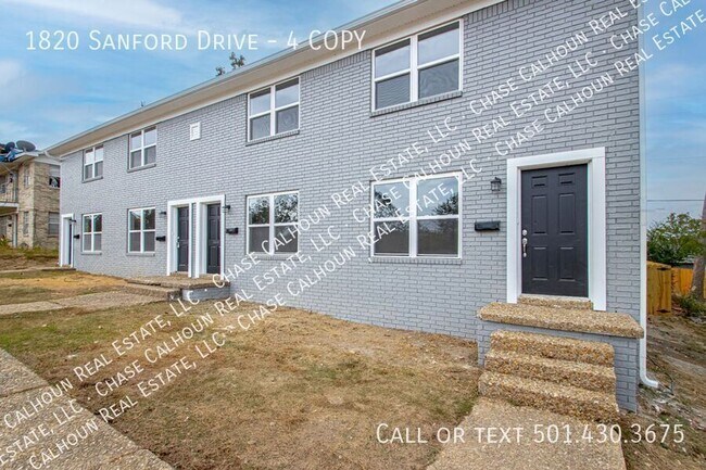 Building Photo - 1820 Sanford Dr