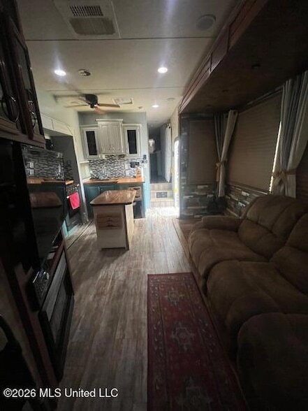 Building Photo - 218 Lawrence Reid Rd