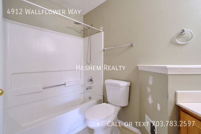 Building Photo - 4912 Wallflower Wy