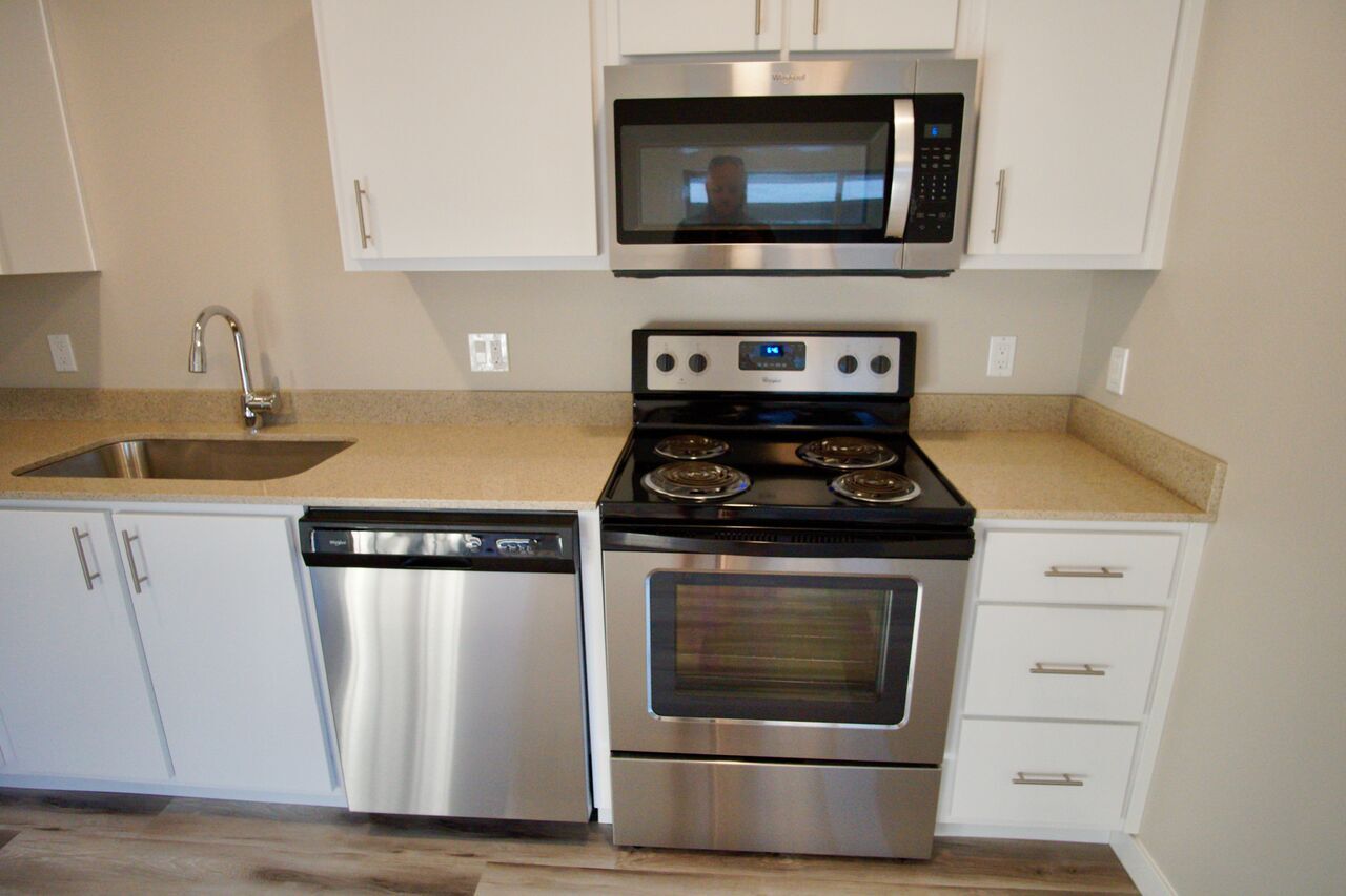 Building Photo - 61320 Blakely Rd