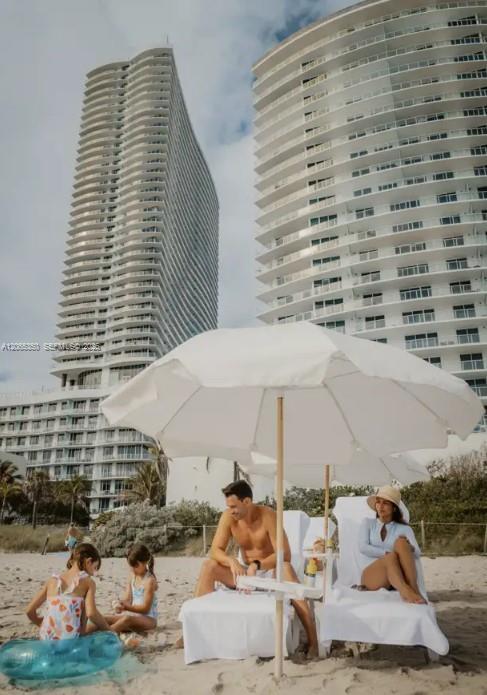 Building Photo - 4111 S Ocean Dr