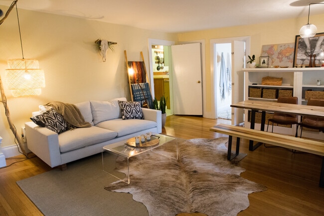 Primary Photo - 917 Shattuck Ave