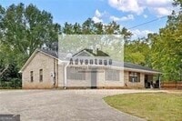 Building Photo - 1085 Eastview Pkwy NE