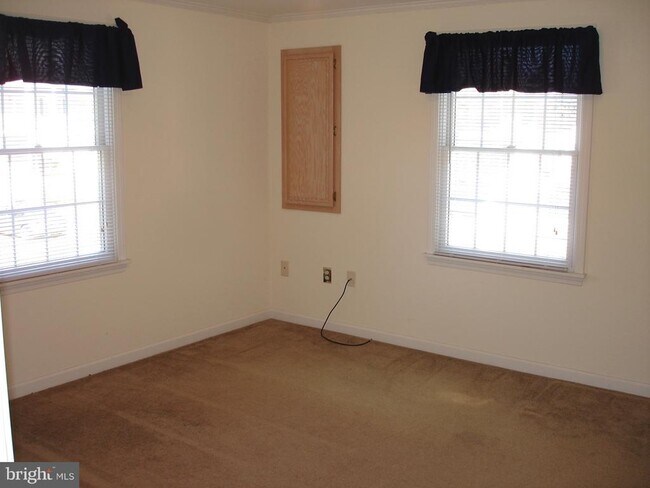 Building Photo - 1219 Bayside Rd