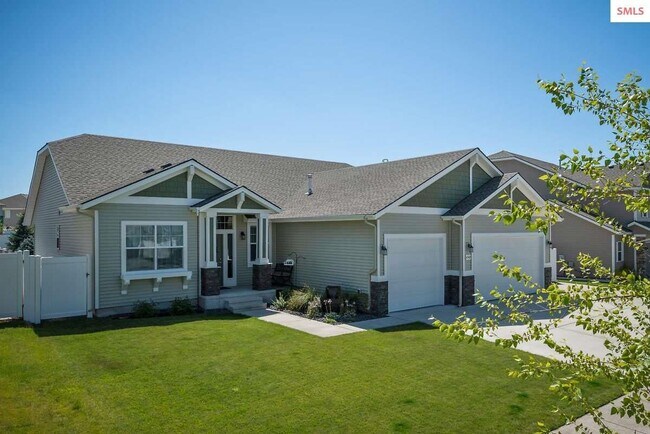 Building Photo - 4342 Magrath Dr