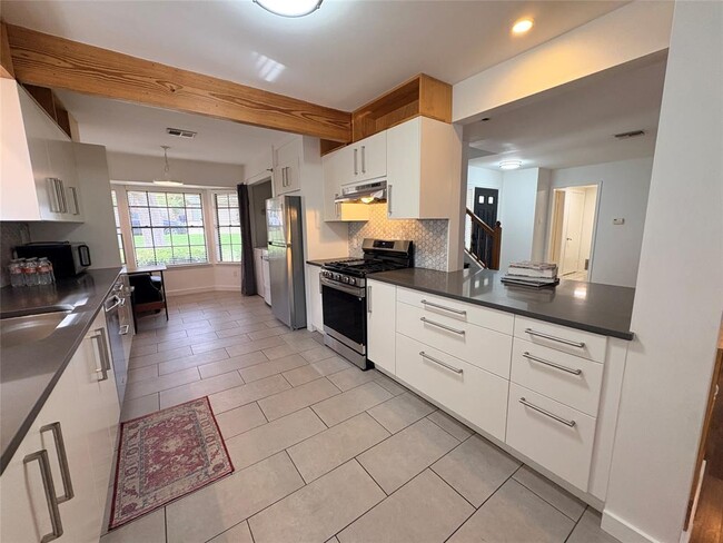 Building Photo - 11907 Cherie Dr