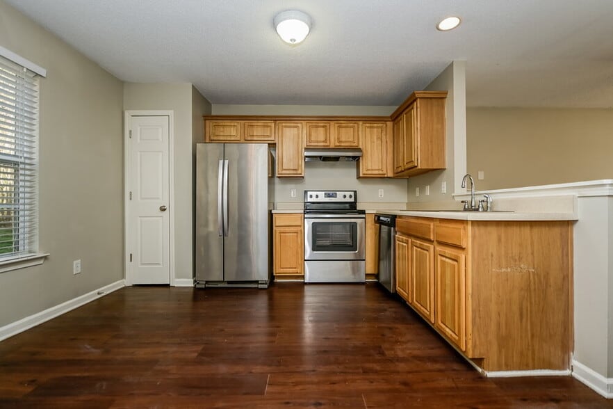 Building Photo - 128 Lossie Ln