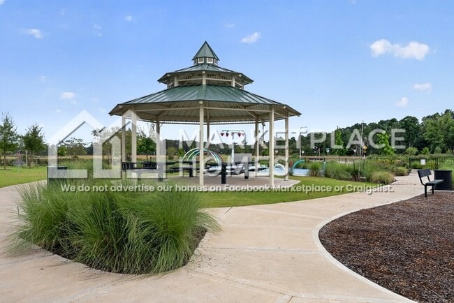 Building Photo - 15623 Plum Brk Dr