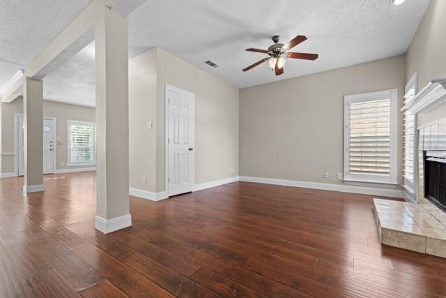 Building Photo - 9435 Blue Jay Way