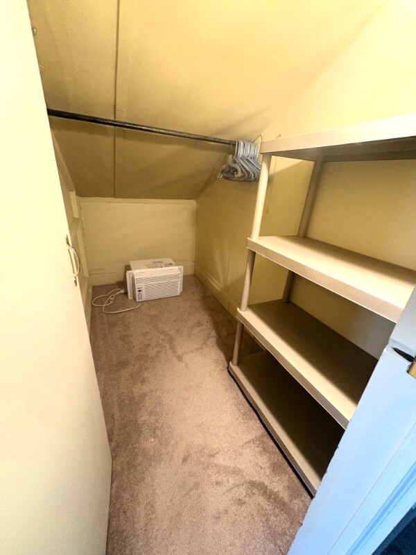 Building Photo - 3 E 3rd Ave