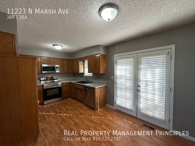 Building Photo - 11223 N Marsh Ave