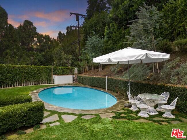 Building Photo - 163 Acari Dr