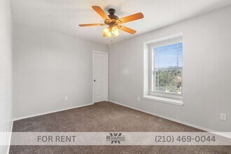 Building Photo - 939 Spello Cir