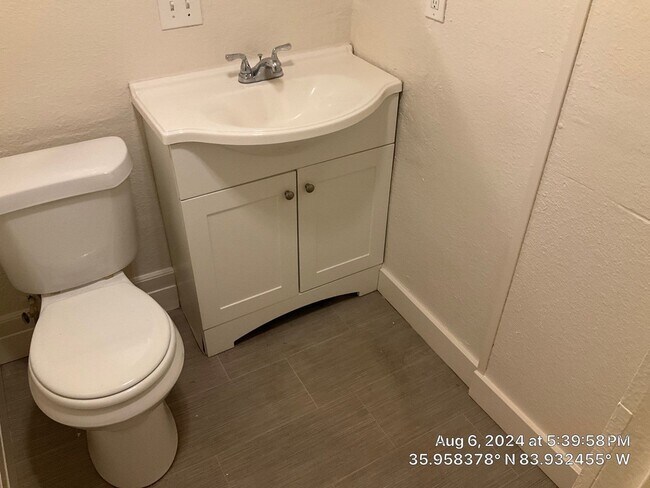 Building Photo - 1628 Clinch Ave