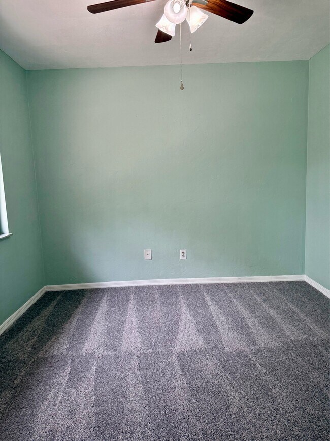 Building Photo - 6264 SW 8th Pl