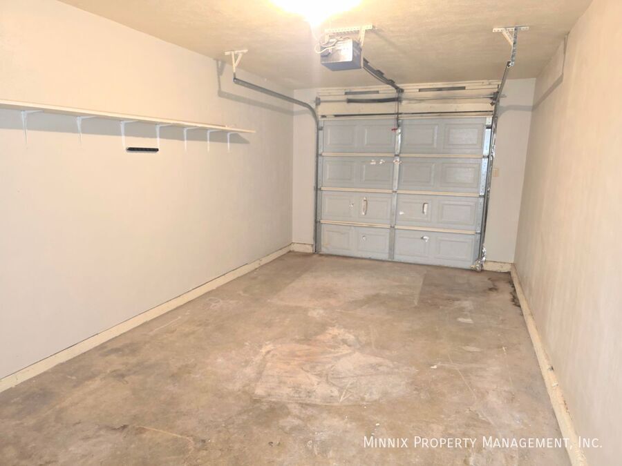 Building Photo - 4610 Storey Ave