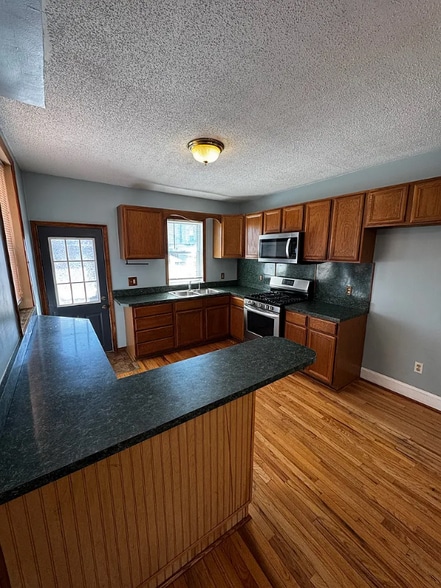 Building Photo - 7217 Vandike St