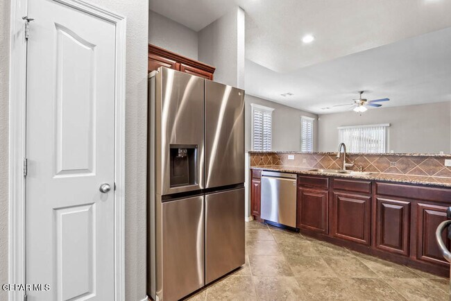 Building Photo - 14229 Bluesky Point Ct