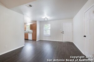 Building Photo - 2244 Eastman Ave