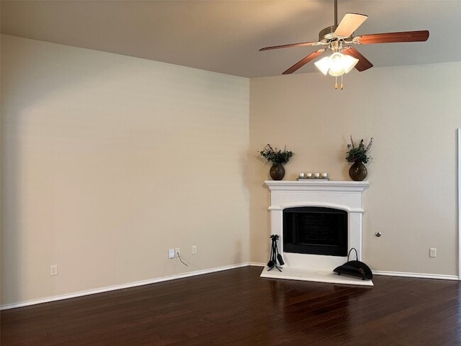 Building Photo - 313 Cherry Spring Dr