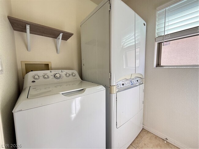 Building Photo - 6503 Holyrod Park Ct