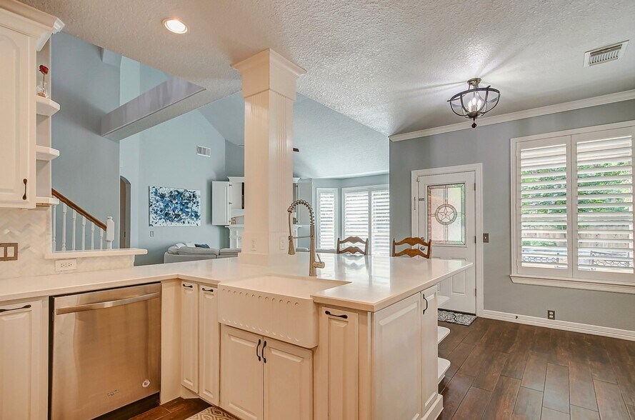 Building Photo - 3307 Pedernales Trails Ln