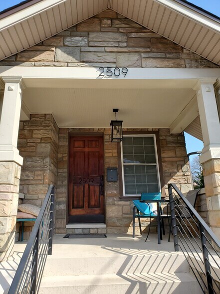 Front of house with porch - 2509 10th St NE