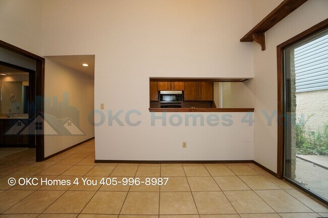 Building Photo - 5915 Fox Run Way