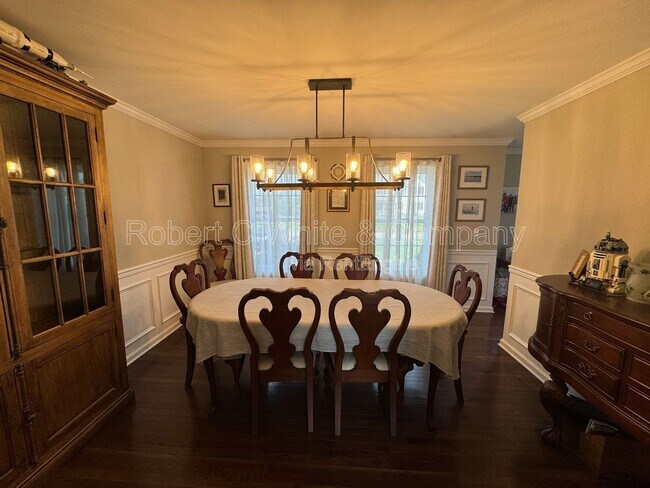 Building Photo - 26 Northview Dr