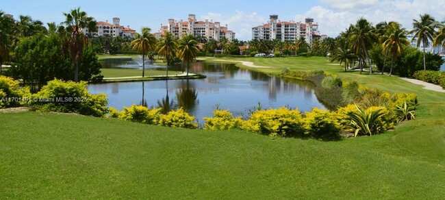 Building Photo - 19112 Fisher Island Dr