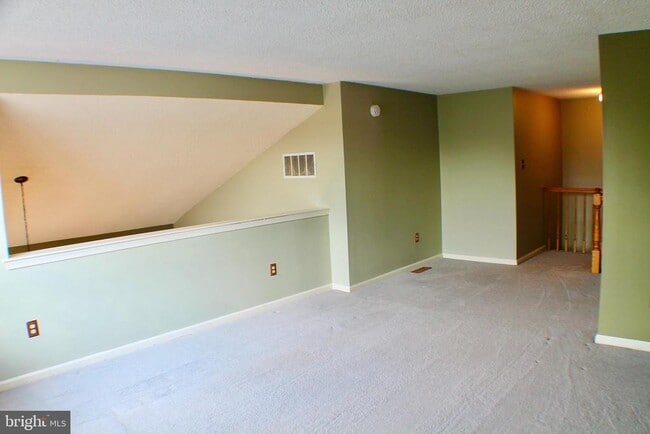 Building Photo - 3604 Waltham Ct