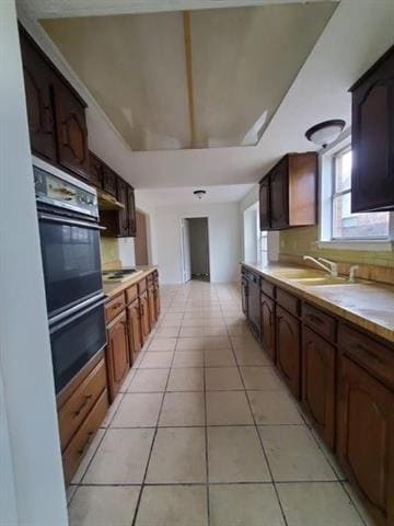 Building Photo - 2210 Greenvalley Dr