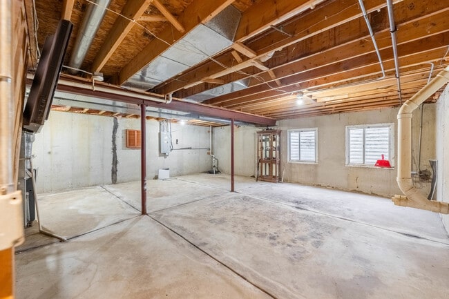 Building Photo - 438 Rachel Cir