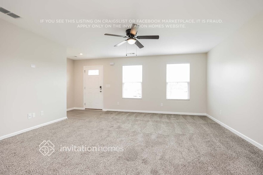 Building Photo - 2417 Solomon Ln