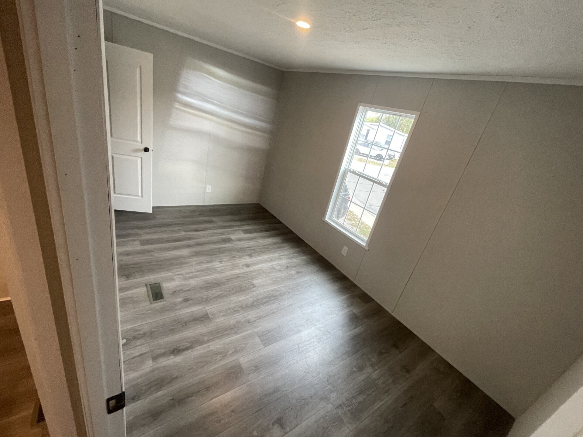 Building Photo - 47 Claremont St