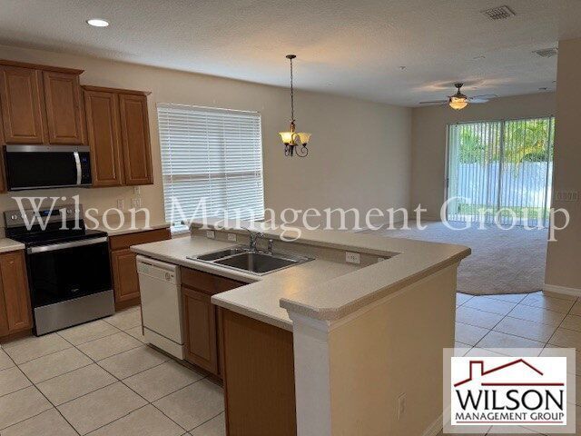 Building Photo - 9301 Mustard Leaf Dr