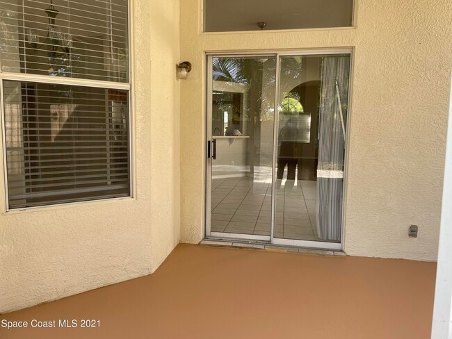 Building Photo - 7016 Hammock Trace Dr
